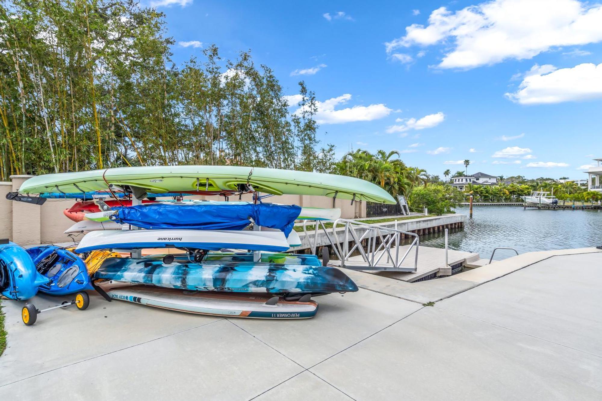 Apartamento Waterside Retreat: Modern 2br, Mins To & Sarasota